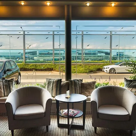 Comm Airport Hotel Poznan