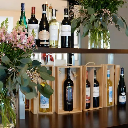 Comm Airport 3* Poznań