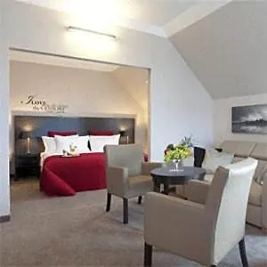 Comm Airport Hotell Poznań